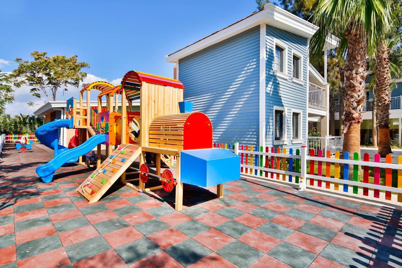 Hotel Crystal Club World Of Colours Belek Exteriér fotografie